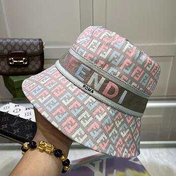 Kitlife Fendi hat SS 2023 - 02