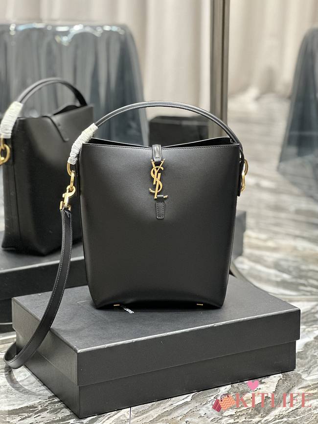 Kitlife Saint Laurent Women's Black Le 37 Leather Bucket Bag Black - 26 x 20 x 12 cm - 1