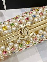 Kitlife Chanel Evening Bag Glass Pearls & Gold-Tone Metal Transparent SS 2023 - 11 x 17 x 7 cm - 4