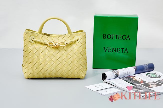 Kitlife Bottega Veneta Andiamo Small Bag Yellow - 25 x 22 x 10.5 cm - 1