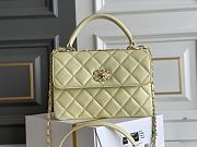 Kitlife Chanel Trendy CC Yellow Lambskin SS 2023 - 25 x 17 x 12 cm - 1