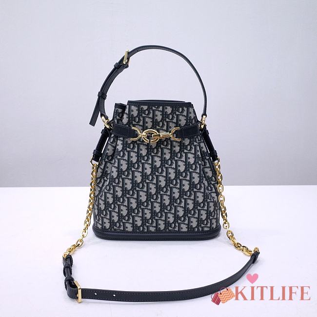 KITLIFE MEDIUM C'EST DIOR BAG Blue CD-Embossed Calfskin - 24x10x24.5 cm  - 1