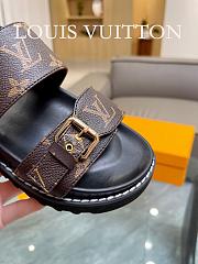 Kiltlife Louis Vuitton Brown Sandals  - 2