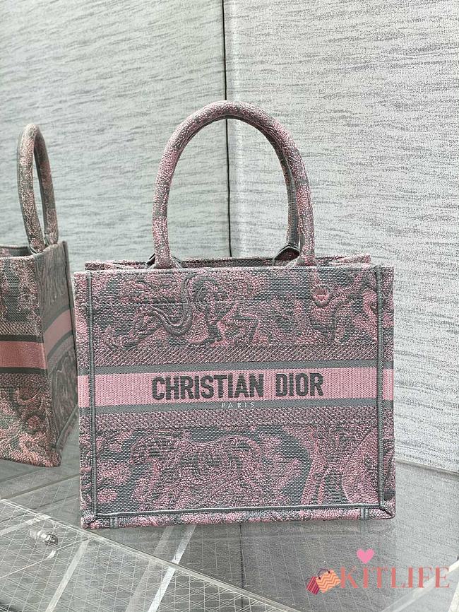 Kitlife DIOR BOOK TOTE Pink and Gray Toile de Jouy Sauvage Embroidery - 26 x 8 x 22 cm - 1