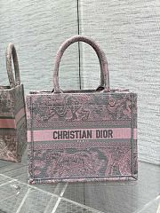 Kitlife DIOR BOOK TOTE Pink and Gray Toile de Jouy Sauvage Embroidery - 26 x 8 x 22 cm - 1