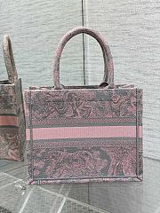 Kitlife DIOR BOOK TOTE Pink and Gray Toile de Jouy Sauvage Embroidery - 26 x 8 x 22 cm - 4