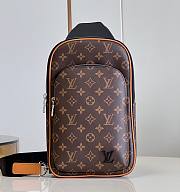 Kitlife Louis Vuitton LV Avenue slingbag monogram canvas Brown - 20x31x7 cm  - 1