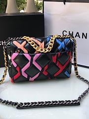 Kitlife Chanel 19 Medium Flap Bag in Multicolor Printed Silk - 83123227 - 26 x 16 x 9 cm - 2