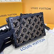 KITLIFE LOUIS VUITTON LV CLUTCH BOX BAG INTACT 2023 - 911380 - 23×16.5×8 cm - 2