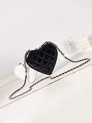 KITLIFE CLUTCH WITH CHAIN Black & White - 15x13x2 cm - 5