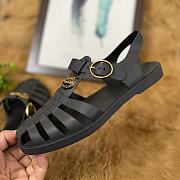 GUCCI RUBBER BUCKLE STRAP SANDAL BLACK  - 6