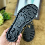 GUCCI RUBBER BUCKLE STRAP SANDAL BLACK  - 4