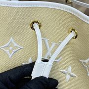 Kitlife Louis Vuitton NéoNoé Beige MM 2023 - 26 x 26 x 17.5 cm - 2