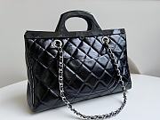 Kitlife Chanel CC Delivery Tote Quilted Glazed Calfskin Black Small - 31x24x9 cm - 4