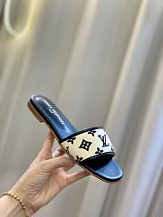 Kitlife Louis Vuitton By The Pool Revival Flat Mule Black - 3