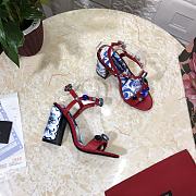 Kitlife D&G Printed Jewel Block-Heel Sandals Red - 2