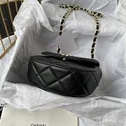 Kitlife Chanel Calfskin Gold CC Logo Black Flap - 16 x 12 x 6 cm - 5