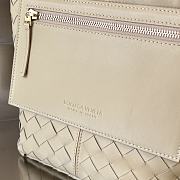 Kitlife BOTTEGA VENETA Flip Flap Intrecciato-leather tote bag Beige - 23 x 18.5 x 15 cm - 2