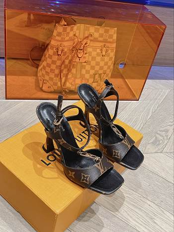 Louis Vuitton Sparkle Sandal Brown