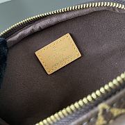 Kitlife Louis Vuitton Mini Bumbag Monogram Brown - 17 x 12 x 9.5 cm - 2