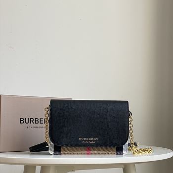 Kiltife BURBERRY Leather And House Check Wallet Black - 19 x 4 x 14 cm