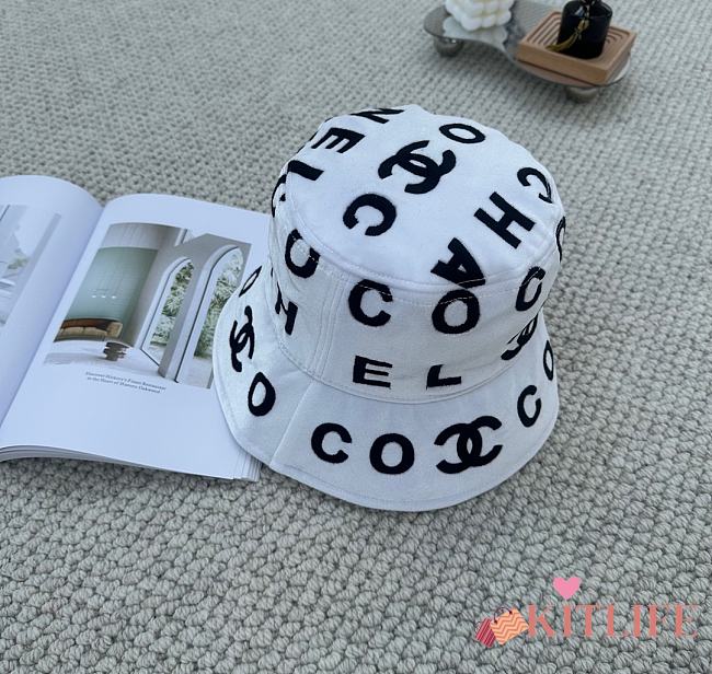Kitlife Chanel hat White SS 2023 - 1
