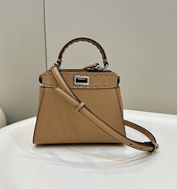 Kitlife Fendi Peakaboo Small Brown Bag - 23 x 18 x 11 cm