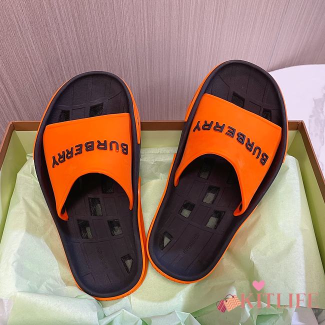Kitlife Burberry Slippers 000 - 1