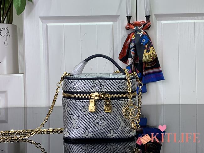 Kitlife Louis Vuitton  Micro Vanity Handbag M82467 Blue -  11 x 10 x 8 cm - 1