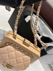 Kitlife Chanel small clutch Light Beige SS 2023 - 12 x 12 x 7 cm - 3