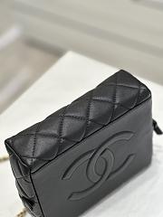 Kitlife Chanel Black bag SS 2023 - 17 x 21 x 5.5 cm - 2