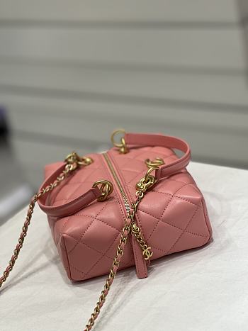 Kitlife Chanel Pink bag SS 2023 - 17 x 21 x 5.5 cm