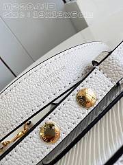 Kitlife Louis Vuitton Milky Way capsule Bag White - M22941 - 19 x 13.5 x 6.5 cm - 5