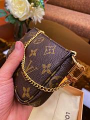 Forubags Louis Vuitton Mini Pochette Accessoires Monogram – M58009 – 14x2x9cm - 3