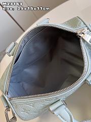 Kiltife Monogram Taurillon Keepall Bandoulière 25 - 25 x 15 x 11 cm - 6