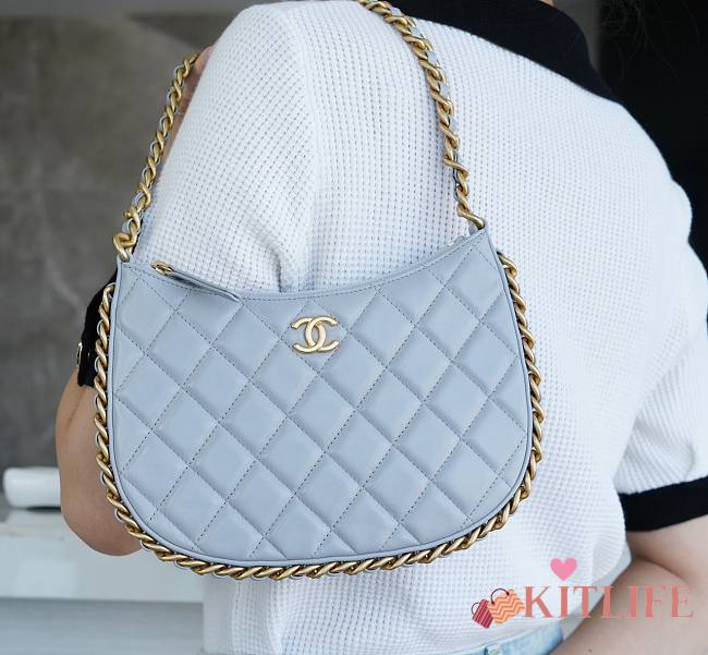 Kitlife Chanel 23B hobo Blue - 18 x 29 x 2 cm - 1