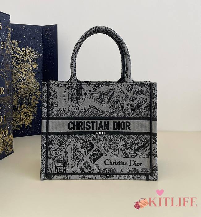 Kitlife Dior Book Tote SS 2023 - 26 X 22 X 8 cm - 1