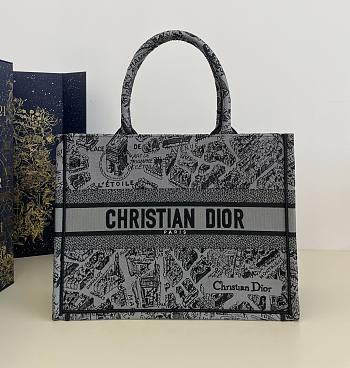 Kitlife Dior Book Tote SS 2023 - 36 x 18 x 28 cm