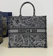 Kitlife Dior Book Tote SS 2023 - 42 x 18 x 35 cm - 1