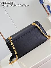 kitlife Louis Vuitton LockMe Chain Bag East West Black - M22303 - 23.5 x 14 x 6 cm - 5