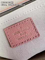 kitlife Louis Vuitton LockMe Chain Bag East West Rose - M22303 - 23.5 x 14 x 6 cm - 2