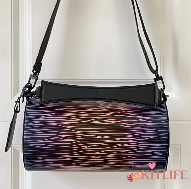 Kitlife Louis Vuitton Soft Polochon MM Bag - M23093 - 33 x 17 x 17 cm - 1