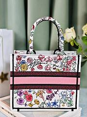 Kitlife DIOR BOOK TOTE flower SS 2023 - 26.5 x 21 x 14 cm - 6