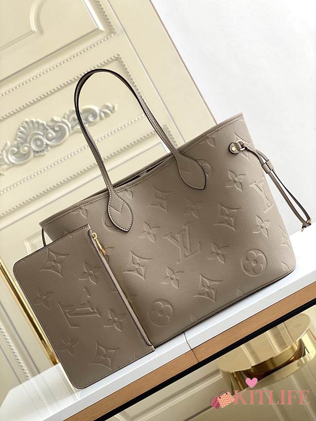 Forubags Louis Vuitton Neverfull Monogram Tourterelle - M45686 – 32x29x17 cm - 1