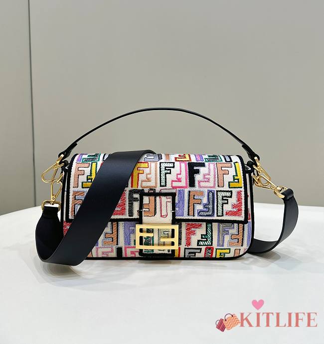 Kitlife Fendi Baguette Chinese Valentine’s Day Limited Edition bag -28x6x15 cm - 1