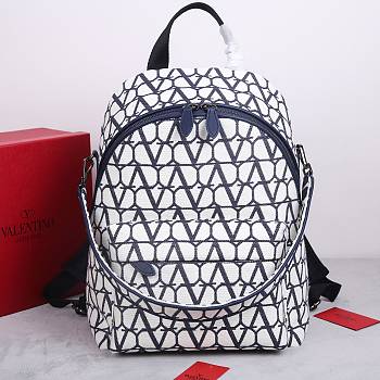 Valentino Garavani La Troisieme Toile lconographe White Backpack - 40 x 30 x 23 cm