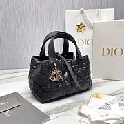 DIOR TOUJOURS BAG Black Macrocannage Calfskin Black - 23 x 15 x 15 cm - 6