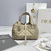 DIOR TOUJOURS BAG Black Macrocannage Calfskin Beige - 23 x 15 x 15 cm - 1
