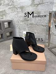 Kitlife Miu Miu leather thong booties Black - 1