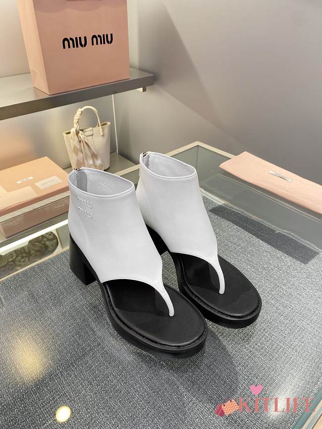 Kitlife Miu Miu leather thong booties White  - 1